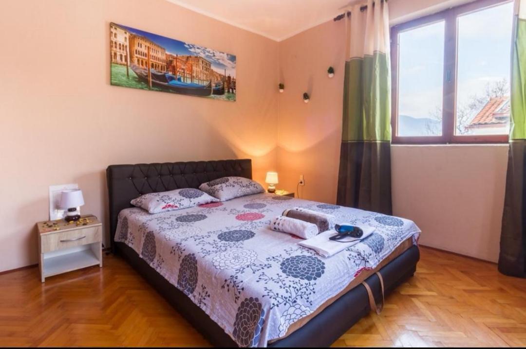 Alex Guesthouse Kotor Exterior photo